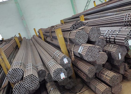 Khách hàng nồi hơi đặc biệt ống liền mạch với khả năng chống ăn mòn oxy hóa cao