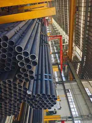 Bụi nồi hơi thép cacbon cấp công nghiệp với chiều dài và độ dày tường tùy chỉnh cho các ứng dụng nhiệt độ cao