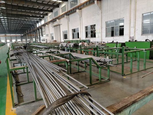 Astm A335 P5 P9 Hợp kim Cs Thép ống thép hàn Lớn nhỏ hoặc đường kính