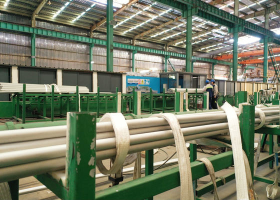 ASTM A213 TP347H 1.4912 Ống liền mạch không gỉ