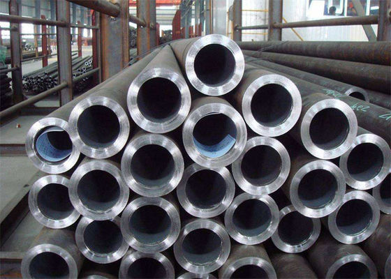 Chống ăn mòn sơn đen Ống thép hợp kim ASTM A335